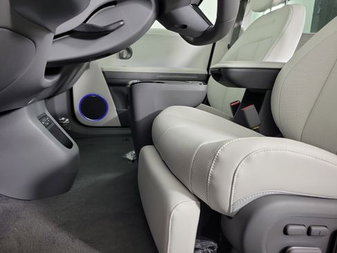 New 2026 Hyundai Ioniq 5 Limited image 28