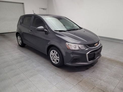 Used 2020 Chevrolet Sonic LT FWD image 13