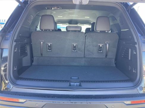 New 2026 Chevrolet Traverse LT image 11