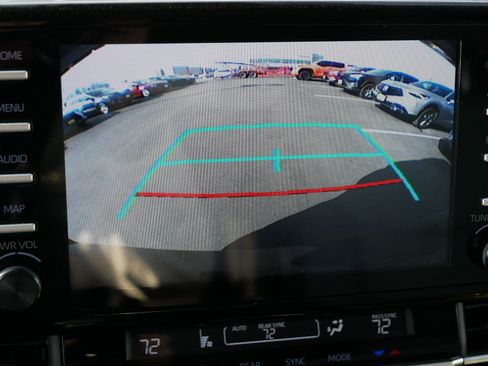 Used 2023 Toyota Sienna LE image 27