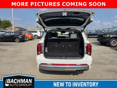 Used 2023 Hyundai Palisade Calligraphy AWD/4WD image 9