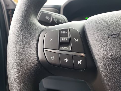 New 2025 Ford Maverick XL image 23