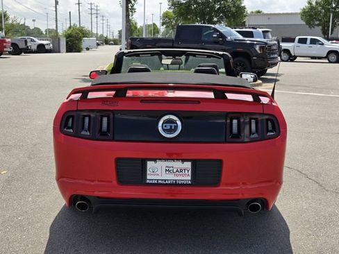 Used 2013 Ford Mustang GT Premium RWD image 4