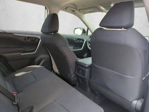 Certified 2025 Toyota RAV4 LE AWD/4WD image 28