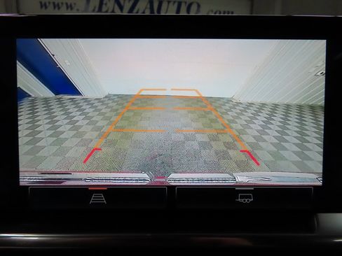 Used 2024 GMC Sierra 1500 Elevation w/ LPO, Elevation Black Package image 15