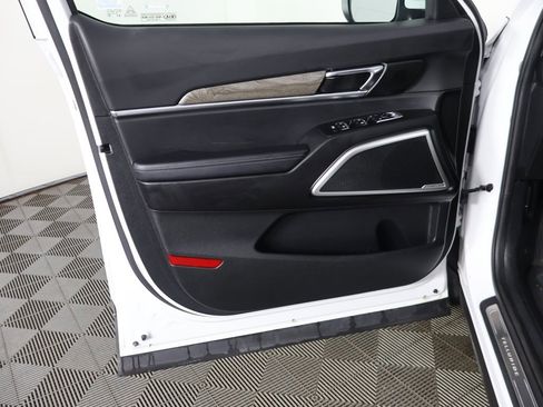 Used 2020 Kia Telluride EX w/ EX Premium Package image 28