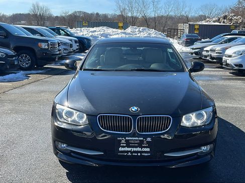 Used 2011 BMW 335i Convertible w/ Premium Pkg image 2