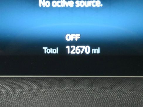 Used 2023 BMW i7 xDrive60 w/ Executive Package 2 image 13