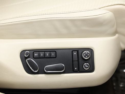 Used 2014 Bentley Flying Spur W12 AWD/4WD image 85