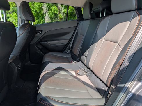 Certified 2024 Subaru Crosstrek 2.5i Limited w/ Crosstrek Mirror Package AWD/4WD image 19