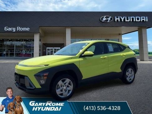 Certified 2024 Hyundai Kona SE AWD/4WD image 4