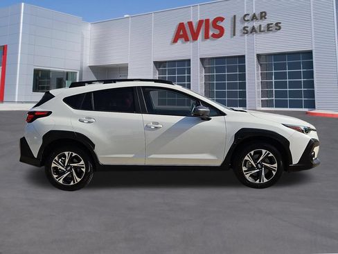 Used 2025 Subaru Crosstrek 2.5i Premium AWD/4WD image 5