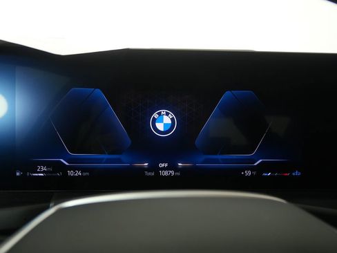 Certified 2025 BMW 330i Sedan image 23