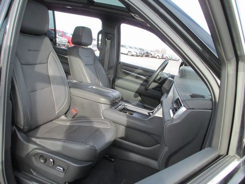 Certified 2022 GMC Yukon XL Denali image 24