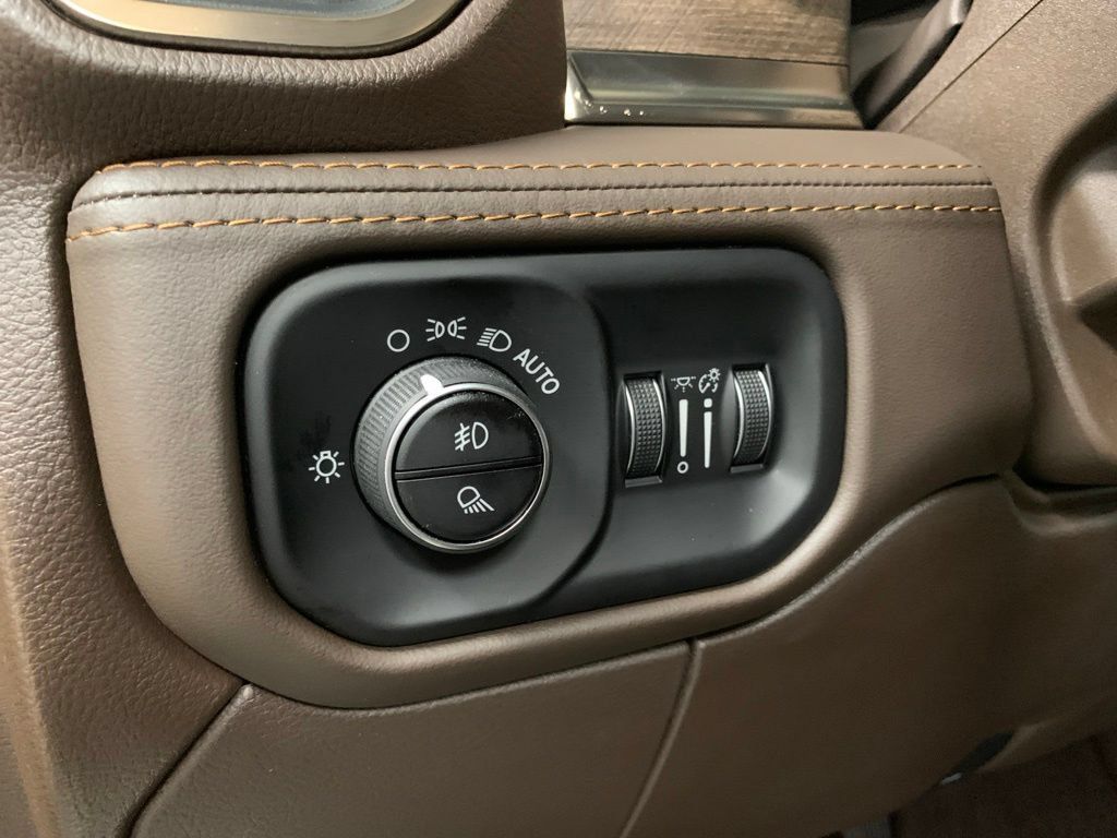Certified 2026 RAM 2500 Limited AWD/4WD image 21