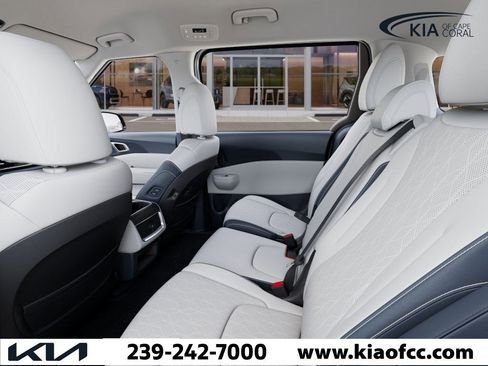 New 2026 Kia Carnival EX image 18
