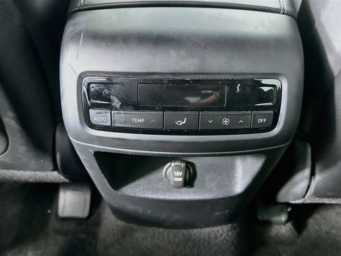 Used 2025 Hyundai Palisade SEL FWD image 28