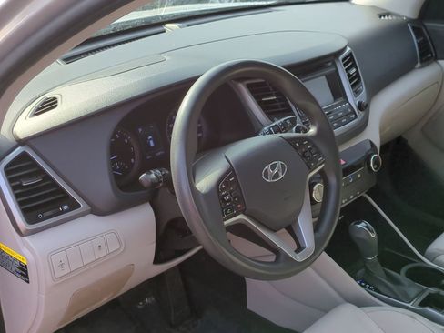 Used 2022 Hyundai Tucson Limited image 14