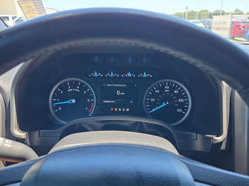 Used 2020 Ford Expedition XLT w/ Equipment Group 201A RWD image 19