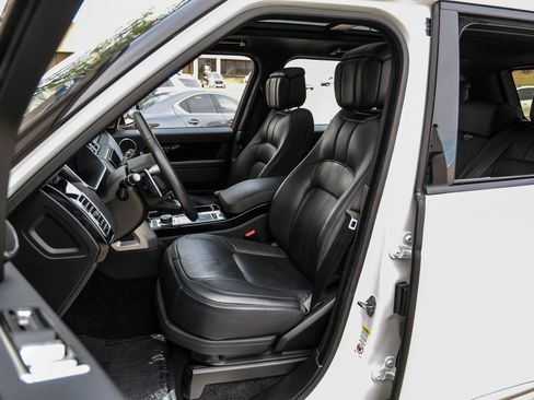 Used 2018 Land Rover Range Rover Autobiography image 41