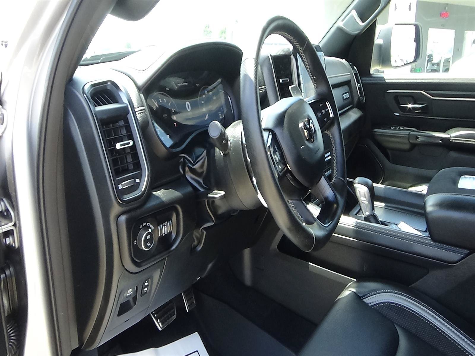 Used 2025 RAM 1500 RHO AWD/4WD image 19