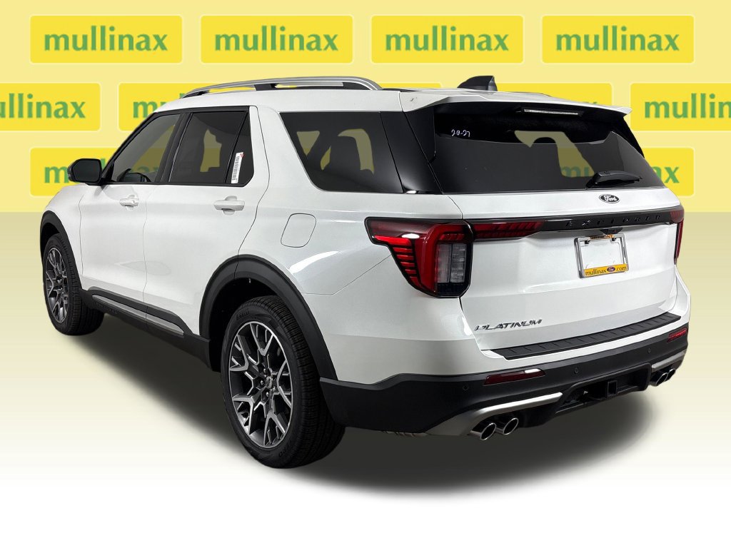 New 2027 Ford Explorer Platinum w/ 3.0L Ultimate Package RWD image 9