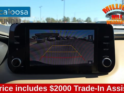 Used 2023 Hyundai Santa Fe SE image 20