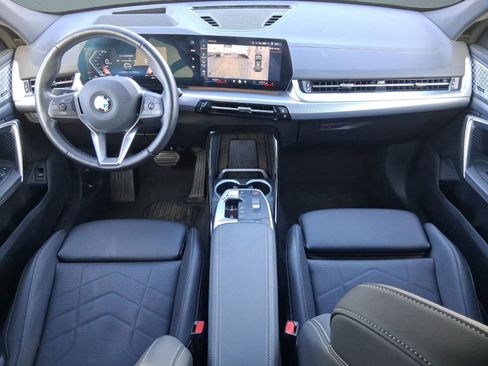 Used 2025 BMW X2 xDrive28i w/ Premium Package image 15