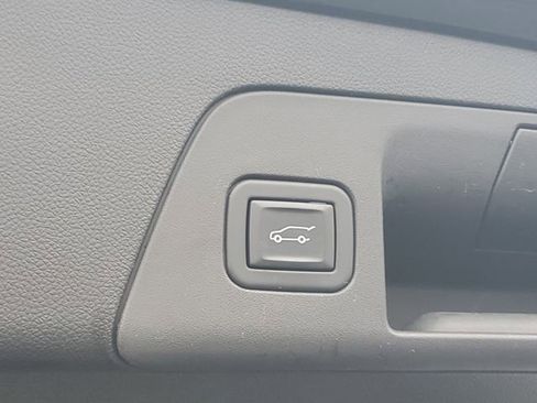 Certified 2023 Buick Envision Essence FWD image 7