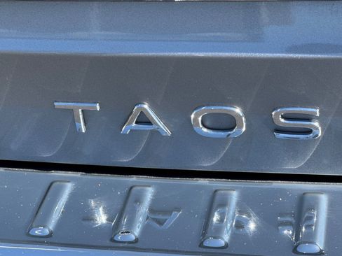 Used 2022 Volkswagen Taos S FWD image 29