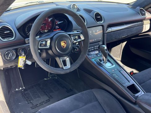 Used 2018 Porsche 718 Cayman S RWD image 21