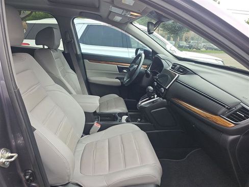 Used 2017 Honda CR-V Touring image 11