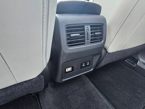Certified 2024 Nissan Rogue SL w/ SL Premium Package FWD image 16