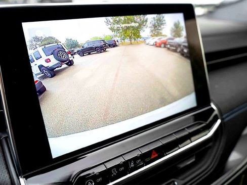 New 2026 Jeep Compass Latitude image 15