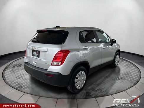 Used 2016 Chevrolet Trax LS FWD image 5