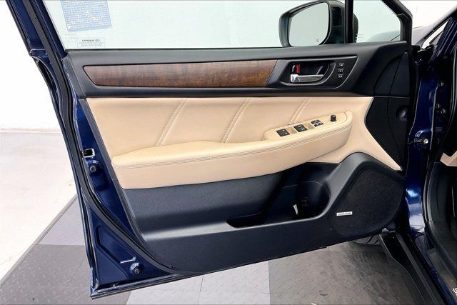 Used 2018 Subaru Outback 2.5i Limited AWD/4WD image 26