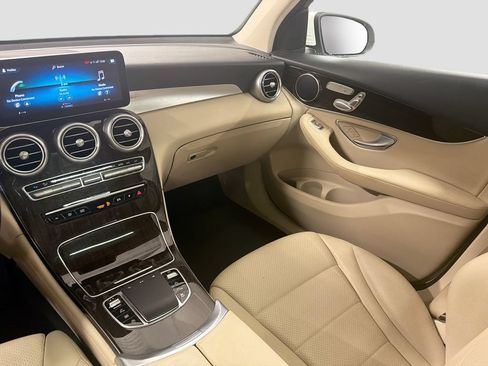 Certified 2022 Mercedes-Benz GLC 300 4MATIC image 22