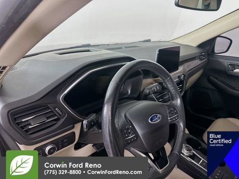 Used 2020 Ford Escape Titanium AWD/4WD image 11