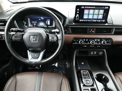 Used 2024 Honda Pilot Elite image 6