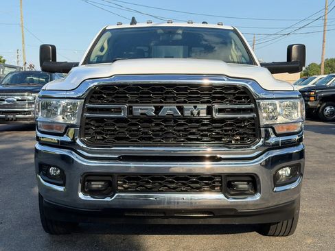Used 2020 RAM 3500 Tradesman w/ Chrome Appearance Group AWD/4WD image 14