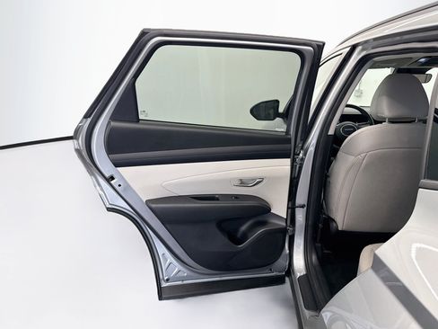 Used 2025 Hyundai Tucson SEL FWD image 25