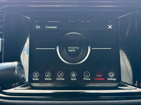 Used 2023 Dodge Durango AWD image 33