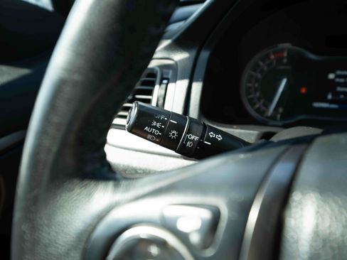 Used 2017 Honda Pilot EX-L image 13