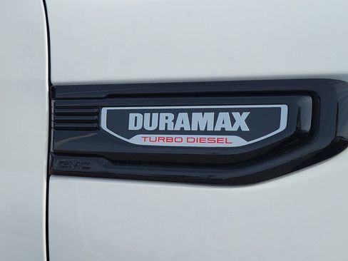 Certified 2022 GMC Sierra 1500 Elevation w/ Preferred Package image 6