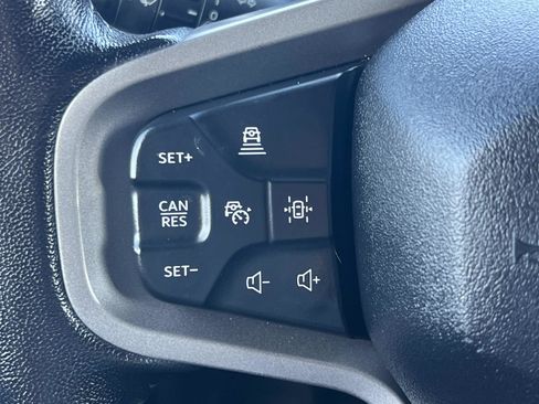 Used 2022 Ford Bronco Wildtrak image 9