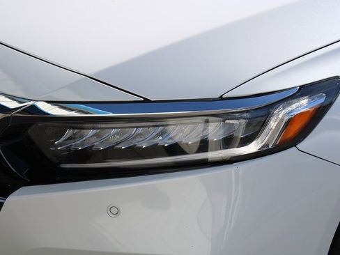 Used 2021 Honda Accord EX-L image 10