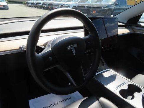 Used 2022 Tesla Model 3 RWD image 16