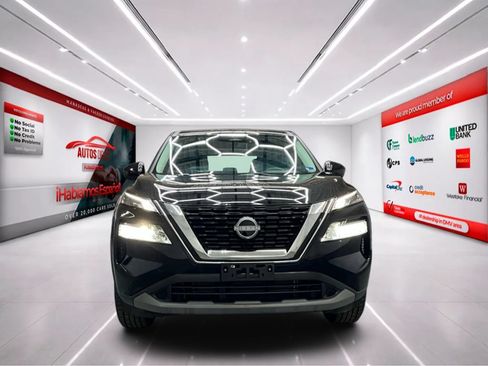 Used 2023 Nissan Rogue SV AWD/4WD image 2