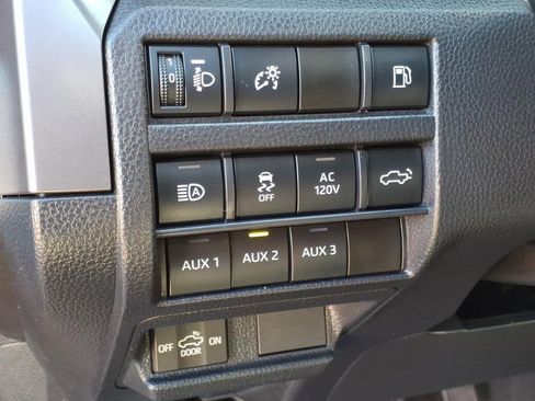 Used 2025 Toyota Tacoma TRD Off-Road AWD/4WD image 24