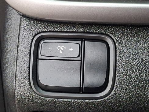 Used 2017 Kia Optima LX image 23